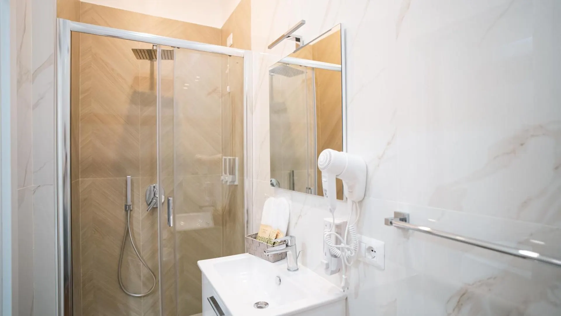 Guest house Antela47 Sleep&Stay Naples Italy